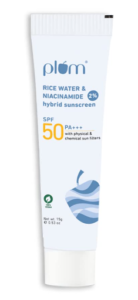 Plum Niacinamide & Rice Water Crossover Confront Sunscreen with SPF 50 Dad+++ | Ensures & Brightens Skin